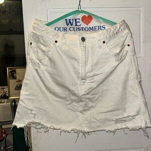 WHITE DENIM SKIRT